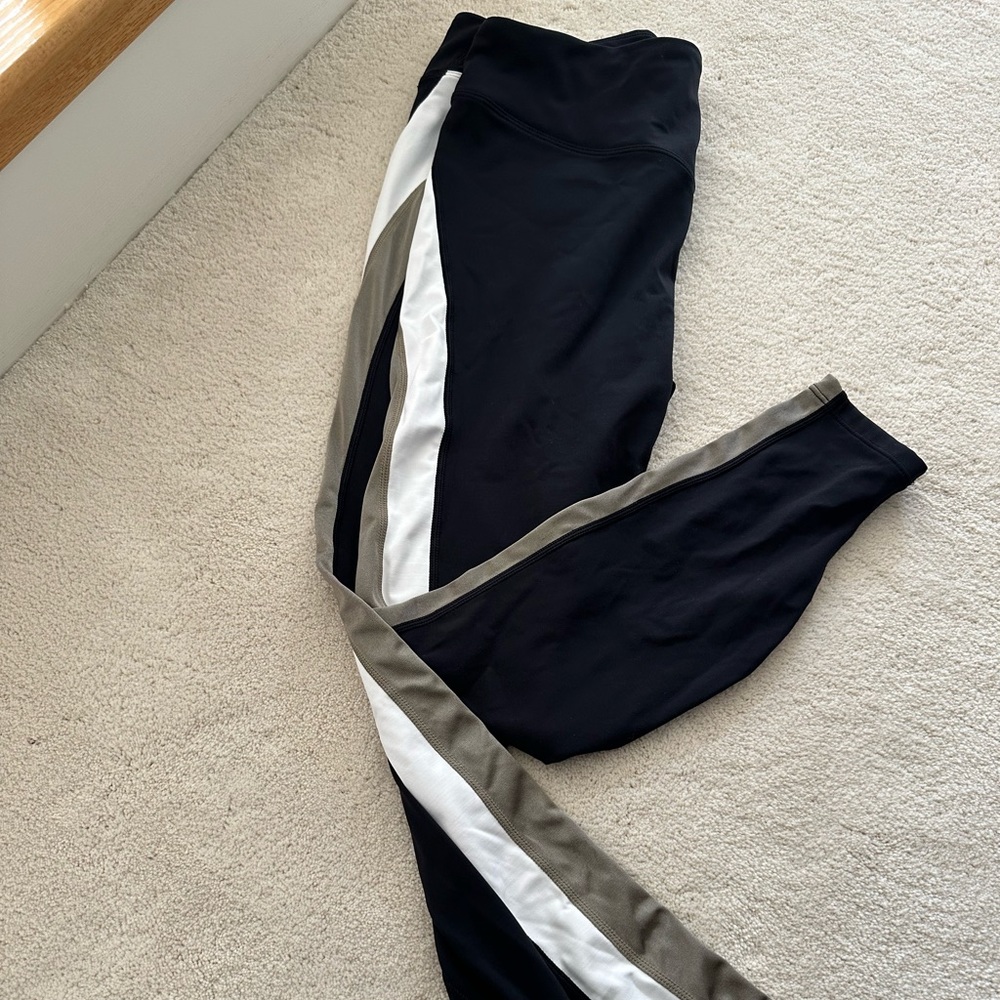 ALALA BOLD TIGHT - Picture 6 of 6